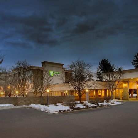 Holiday Inn Express Poughkeepsie By Ihg Экстерьер фото
