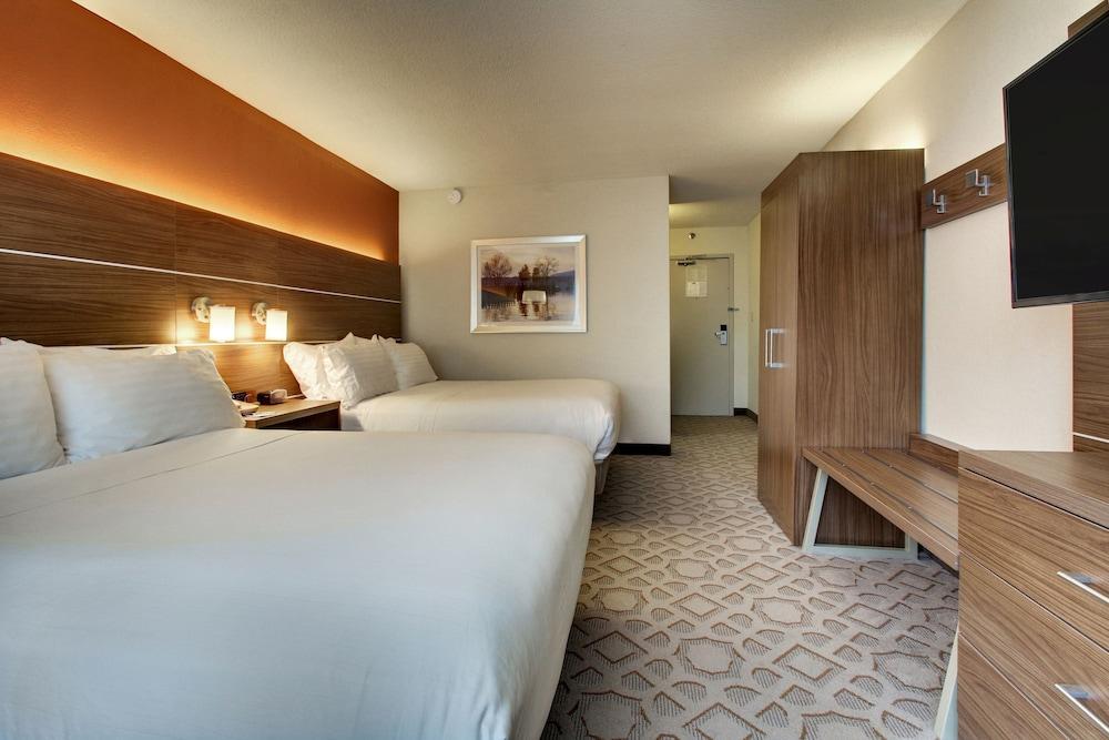 Holiday Inn Express Poughkeepsie By Ihg Экстерьер фото