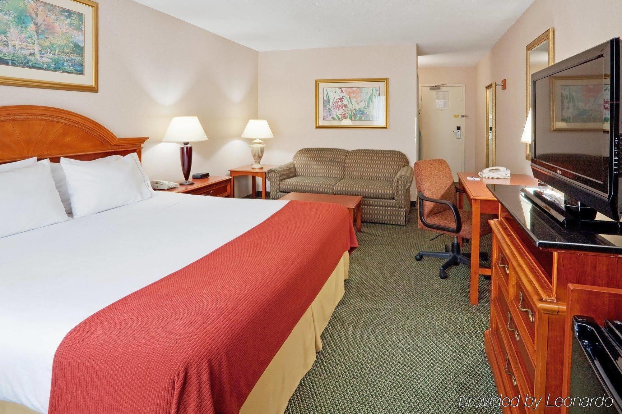 Holiday Inn Express Poughkeepsie By Ihg Экстерьер фото
